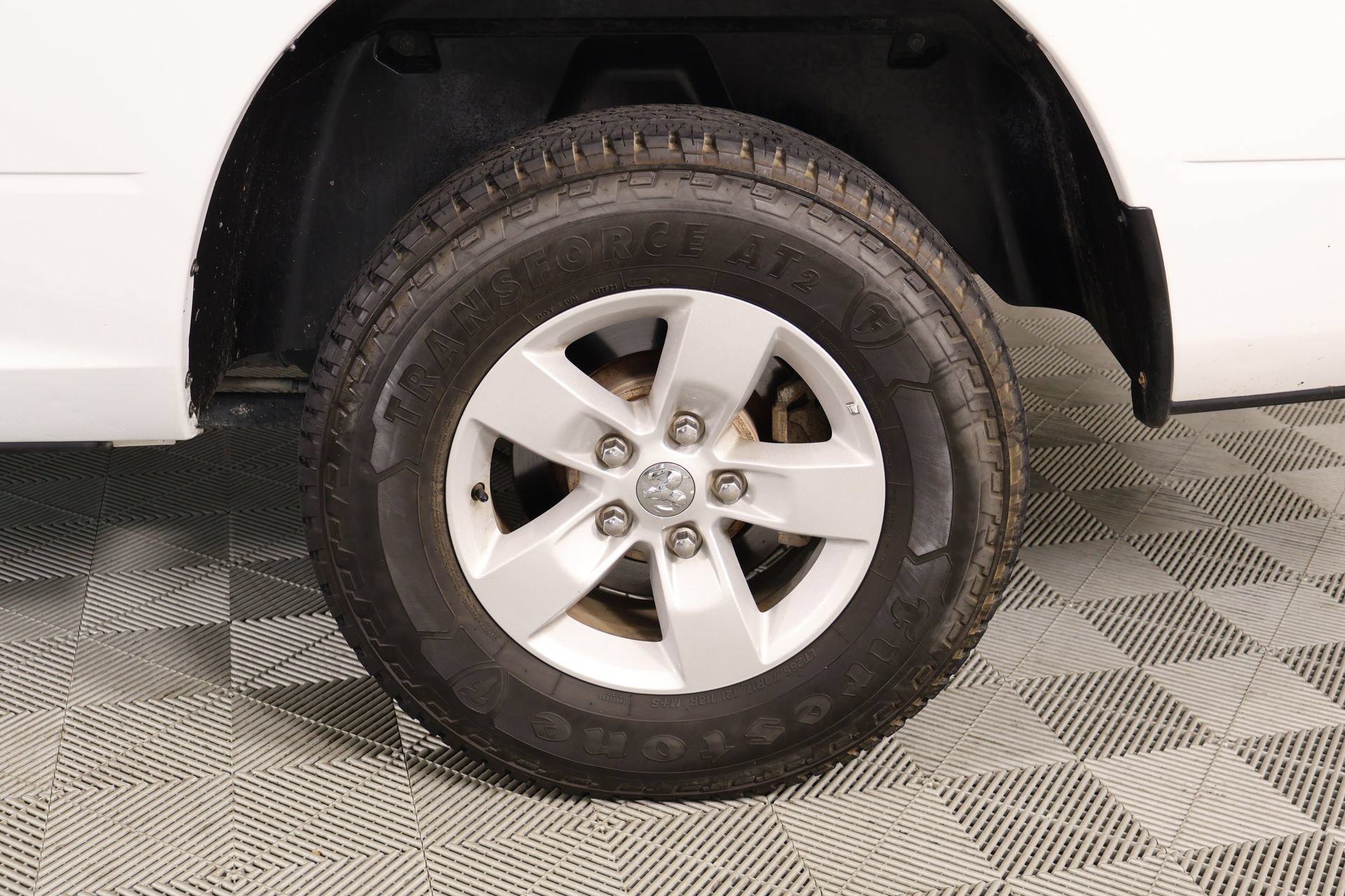 Used 2023 RAM 1500 Classic SLT w/ Electronics Group AWD/4WD image 17
