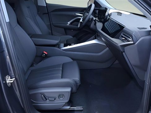 New 2025 Audi Q5 Premium Plus AWD/4WD image 17