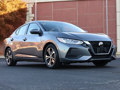 Used 2023 Nissan Sentra SV image 1