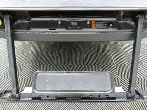 Used 2022 Ford F350 Lariat w/ Black Appearance Package AWD/4WD image 41