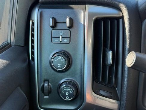 Used 2015 Chevrolet Silverado 3500 LT w/ LT Convenience Package AWD/4WD image 27
