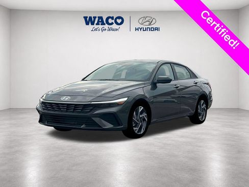 Used 2025 Hyundai Elantra Sport FWD image 1