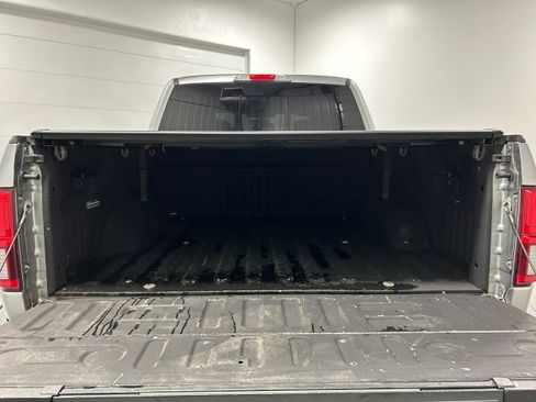 Used 2020 Ford F150 Lariat w/ Equipment Group 502A Luxury image 34