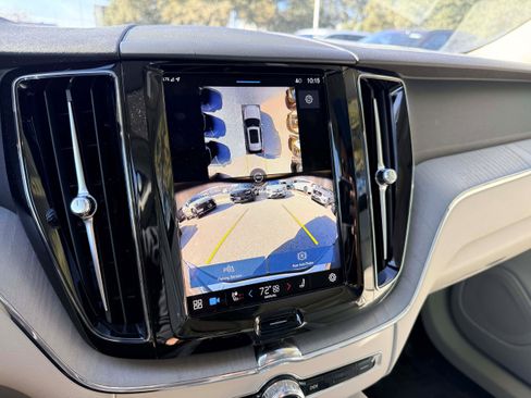 Certified 2024 Volvo XC60 T8 Plus w/ Protection Package Premier image 23