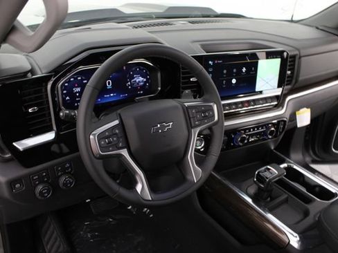 New 2026 Chevrolet Silverado 1500 LT Trail Boss w/ LT Trail Boss Premium Package AWD/4WD image 9