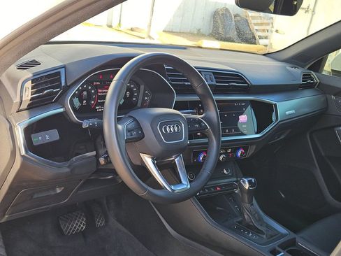 Used 2024 Audi Q3 2.0T Premium Plus w/ Premium Plus Package AWD/4WD image 11