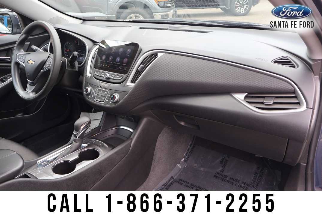 Used 2025 Chevrolet Malibu LT FWD image 25