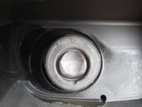 Used 2024 Ford Edge Titanium image 30