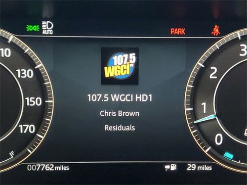 Certified 2025 Jaguar F-PACE R-Dynamic S image 28