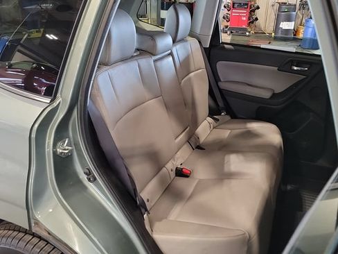 Used 2015 Subaru Forester 2.5i Limited AWD/4WD image 35
