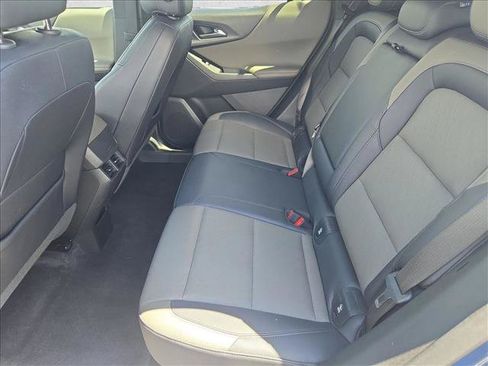 Certified 2025 Chevrolet Equinox LT w/ Convenience Package II FWD image 19