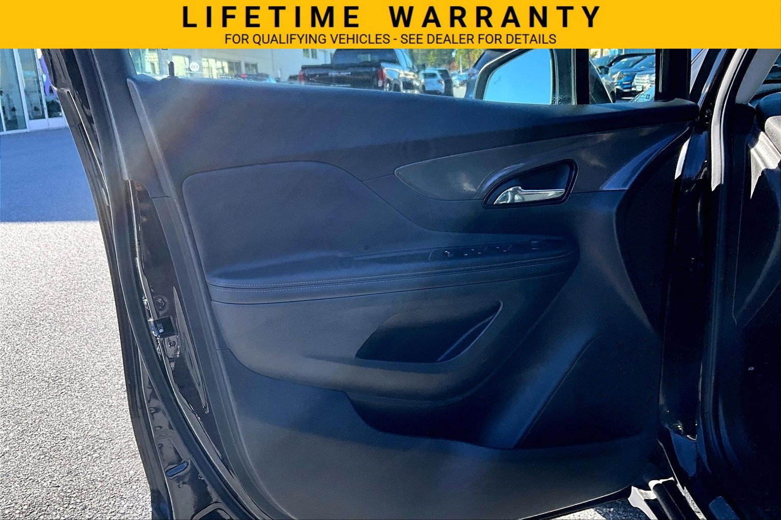 Used 2017 Buick Encore Sport Touring w/ Safety Package FWD image 19