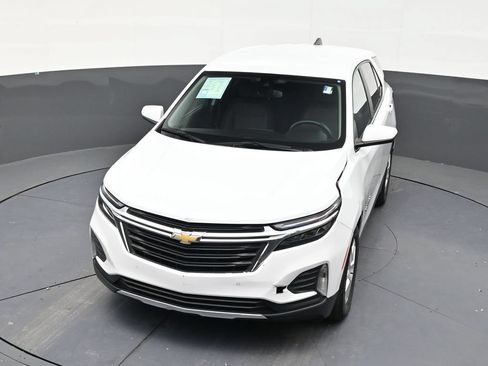 Used 2024 Chevrolet Equinox LT FWD image 19