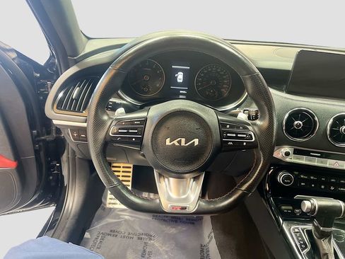 Used 2022 Kia Stinger GT-Line w/ Sun & Sound Package image 11