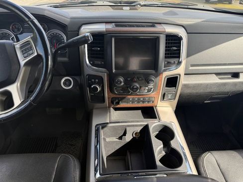 Used 2014 RAM 2500 Laramie w/ Convenience Group image 15