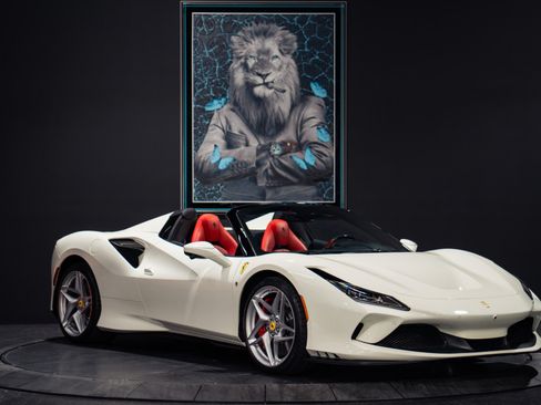 Used 2023 Ferrari F8 Tributo RWD image 11