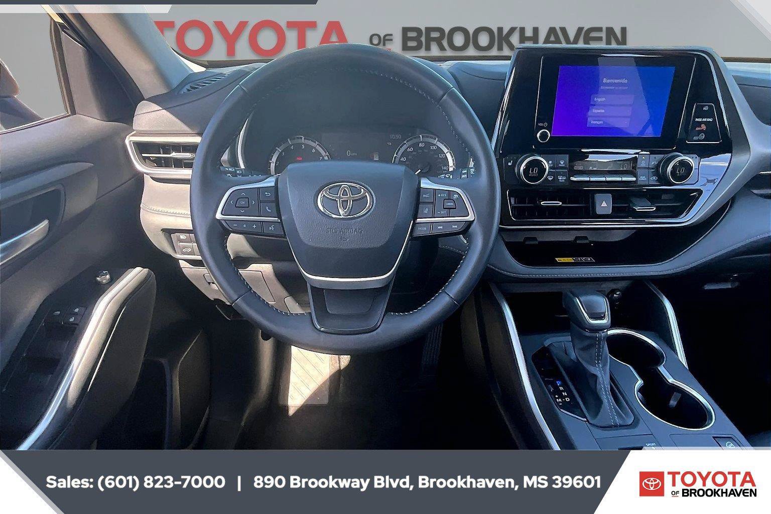 Used 2026 Toyota Highlander XLE AWD/4WD image 5