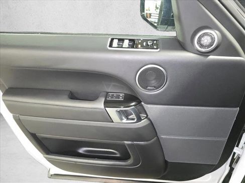 Certified 2022 Land Rover Range Rover Sport HSE Silver Edition image 27