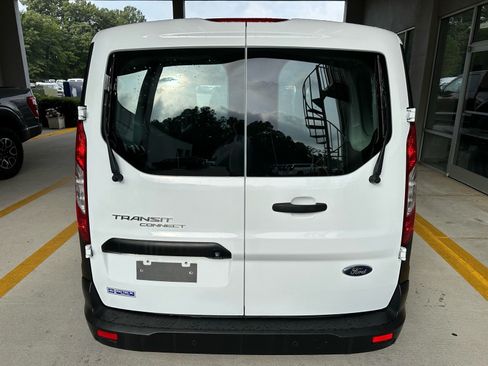 Used 2023 Ford Transit Connect XL FWD image 11