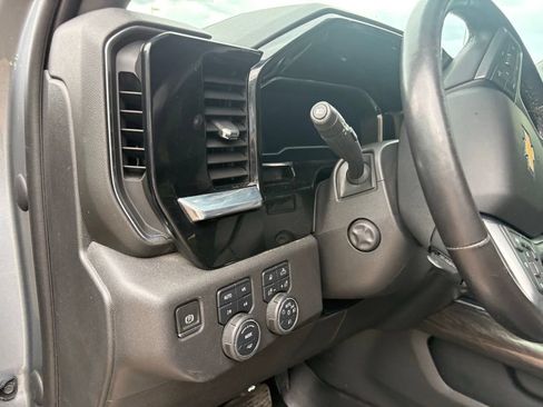 Used 2023 Chevrolet Silverado 1500 LTZ w/ LTZ Premium Package AWD/4WD image 15