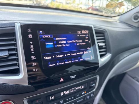 Certified 2018 Honda Pilot EX-L image 25