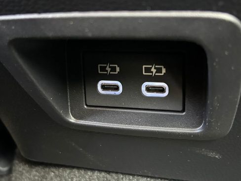 Used 2026 Toyota Corolla Cross LE w/ Moonroof Package image 22