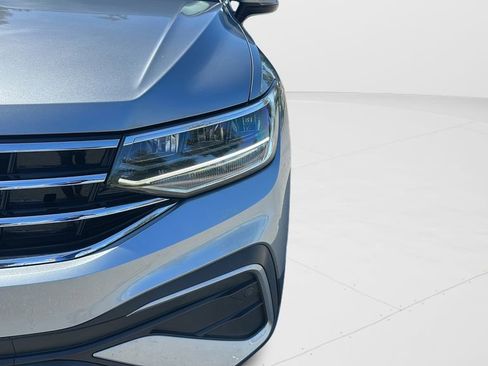 Used 2023 Volkswagen Tiguan SE FWD image 31