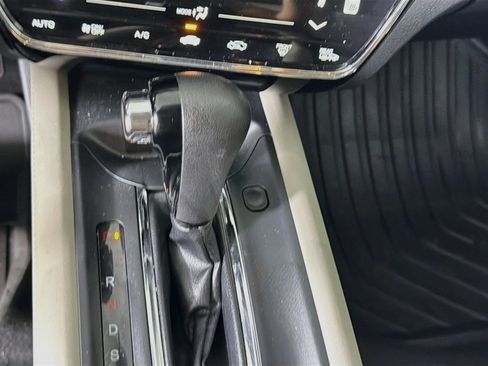 Used 2018 Honda HR-V EX image 23