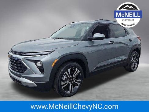 New 2026 Chevrolet TrailBlazer LT w/ Convenience Package image 2