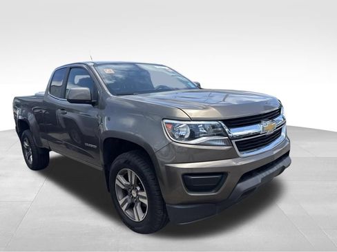 Used 2016 Chevrolet Colorado LT AWD/4WD image 10