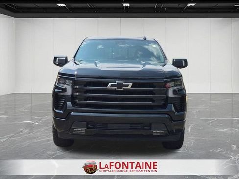 Used 2025 Chevrolet Silverado 1500 High Country w/ Midnight Edition AWD/4WD image 8