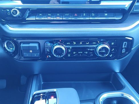 New 2026 GMC Sierra 1500 SLT w/ SLT Premium Plus Package image 28