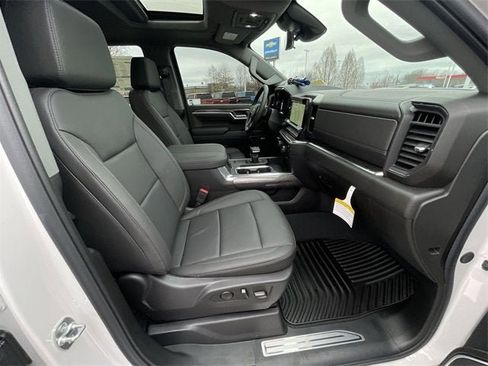 New 2025 Chevrolet Silverado 1500 LTZ w/ Technology Package image 29