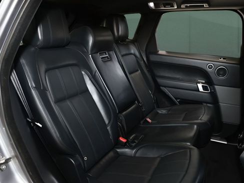 Used 2020 Land Rover Range Rover Sport HSE Dynamic image 28