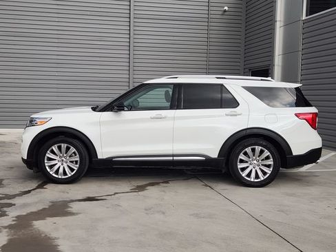 Used 2021 Ford Explorer Limited w/ Equipment Group 301A RWD image 5