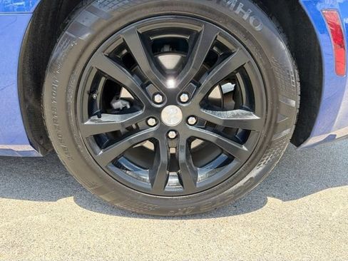 Used 2019 Chevrolet Camaro LS RWD image 18