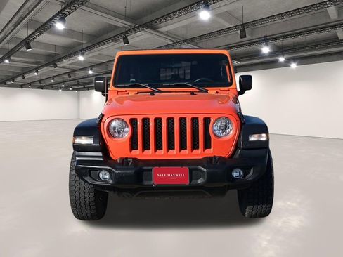 Used 2018 Jeep Wrangler Unlimited Sport image 18