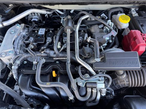 Used 2024 Nissan Sentra SV w/ SV Premium Package FWD image 18