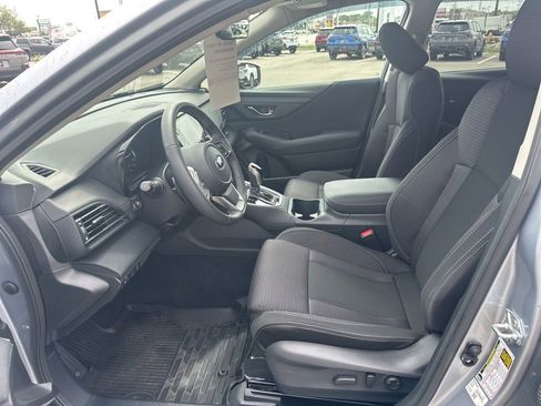 Certified 2025 Subaru Outback Premium w/ Popular Package #1A AWD/4WD image 9