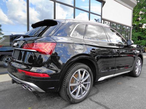 Used 2021 Audi SQ5 Premium Plus w/ Premium Plus Package AWD/4WD image 5
