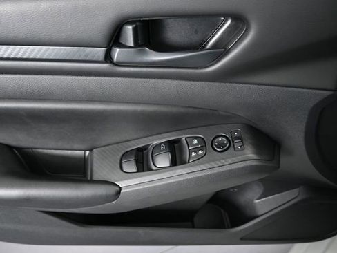 Used 2024 Nissan Altima 2.5 S image 36