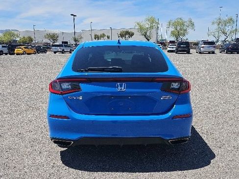 Used 2023 Honda Civic Sport Touring image 5