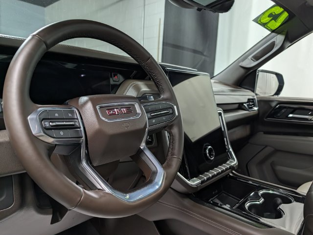 Used 2025 GMC Yukon Elevation w/ Technology Package AWD/4WD image 20