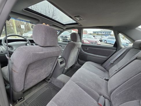 Used 2000 Toyota Avalon XLS image 18