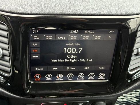 Used 2019 Jeep Compass Limited image 18