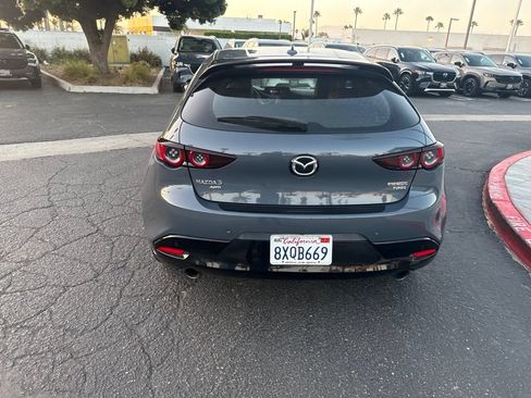 Used 2021 MAZDA MAZDA3 Hatchback w/Premium Plus Pkg AWD/4WD image 18