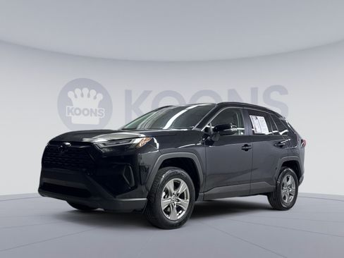 Used 2024 Toyota RAV4 XLE w/ Weather Package AWD/4WD image 1