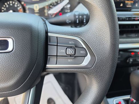 Used 2025 Jeep Compass Sport AWD/4WD image 29