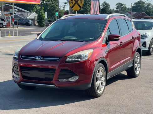 Used 2014 Ford Escape Titanium w/ Equipment Group 401A FWD image 2
