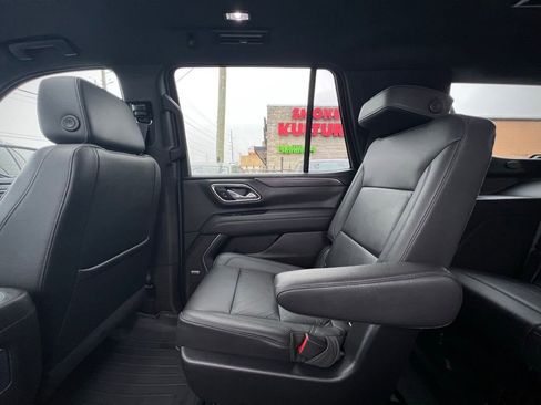 Used 2021 Chevrolet Tahoe Z71 w/ Luxury Package image 12